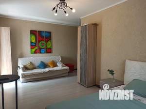 1-к квартира, посуточно, 36м2, 1/1 этаж