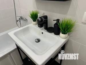 1-к квартира, посуточно, 45м2, 3/16 этаж