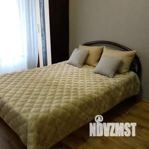 1-к квартира, посуточно, 35м2, 8/19 этаж