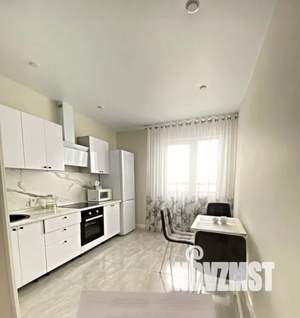 1-к квартира, посуточно, 40м2, 13/22 этаж