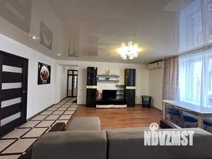 3-к квартира, посуточно, 70м2, 2/7 этаж