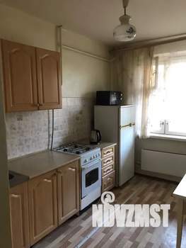 1-к квартира, посуточно, 42м2, 1/9 этаж