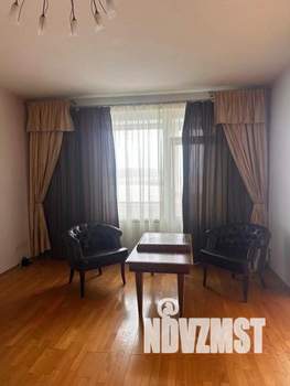 3-к квартира, посуточно, 105м2, 1/1 этаж