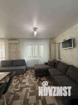 1-к квартира, посуточно, 38м2, 3/7 этаж