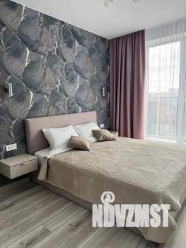 1-к квартира, посуточно, 40м2, 13/19 этаж