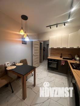 1-к квартира, посуточно, 33м2, 3/8 этаж