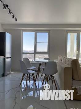 Студия квартира, посуточно, 38м2, 8/20 этаж