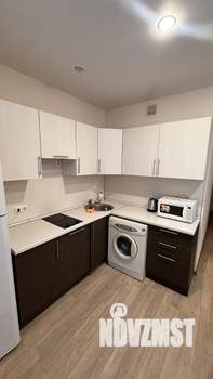 Студия квартира, посуточно, 40м2, 16/17 этаж