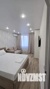 1-к квартира, посуточно, 42м2, 1/20 этаж