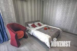 1-к квартира, посуточно, 38м2, 1/1 этаж