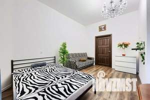 2-к квартира, посуточно, 68м2, 1/9 этаж
