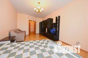 1-к квартира, посуточно, 40м2, 4/12 этаж