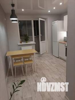 1-к квартира, посуточно, 42м2, 8/10 этаж