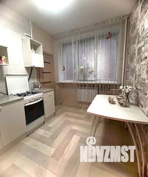 1-к квартира, посуточно, 33м2, 2/9 этаж