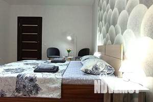 1-к квартира, посуточно, 55м2, 4/17 этаж