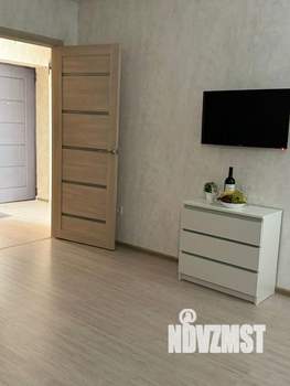 1-к квартира, посуточно, 35м2, 4/4 этаж
