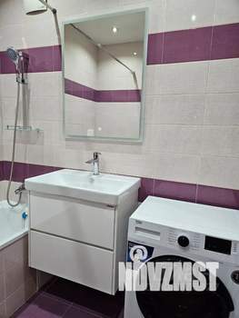 Студия квартира, посуточно, 36м2, 2/6 этаж