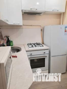 1-к квартира, посуточно, 42м2, 1/9 этаж