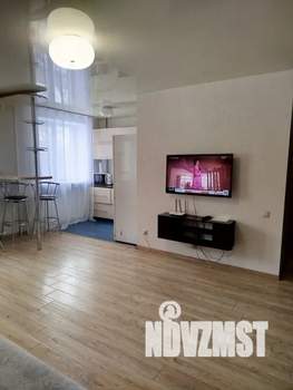 3-к квартира, посуточно, 62м2, 3/5 этаж