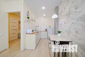 2-к квартира, посуточно, 40м2, 2/19 этаж