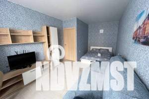 1-к квартира, посуточно, 42м2, 2/10 этаж