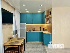 Студия квартира, посуточно, 32м2, 1/5 этаж