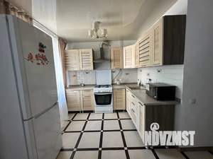 3-к квартира, посуточно, 70м2, 2/7 этаж