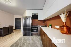 1-к квартира, посуточно, 60м2, 1/1 этаж