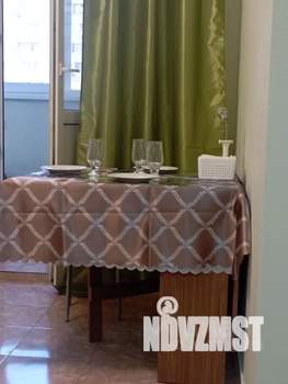 1-к квартира, посуточно, 43м2, 4/9 этаж