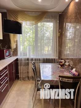 3-к квартира, посуточно, 64м2, 3/9 этаж