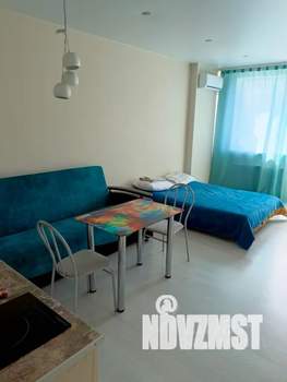 Студия квартира, посуточно, 36м2, 7/20 этаж