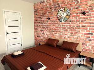 1-к квартира, посуточно, 40м2, 1/1 этаж