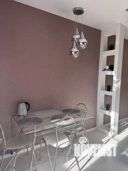 1-к квартира, посуточно, 43м2, 3/6 этаж