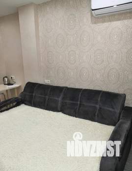 Студия квартира, посуточно, 30м2, 4/19 этаж