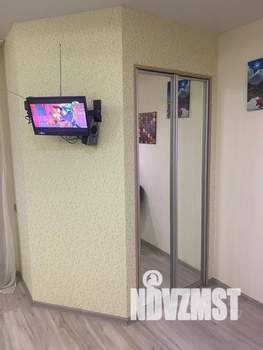 Студия квартира, посуточно, 27м2, 10/18 этаж