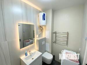 Студия квартира, посуточно, 31м2, 21/21 этаж