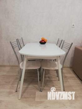 2-к квартира, посуточно, 50м2, 1/1 этаж