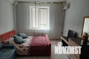 1-к квартира, посуточно, 43м2, 2/6 этаж