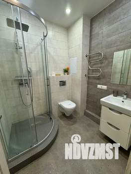 Студия квартира, посуточно, 35м2, 6/12 этаж