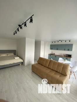 Студия квартира, посуточно, 38м2, 8/20 этаж