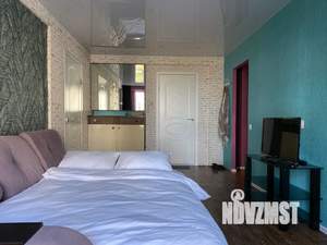 2-к квартира, посуточно, 53м2, 4/18 этаж