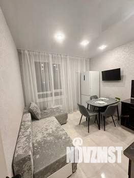 1-к квартира, посуточно, 40м2, 4/10 этаж