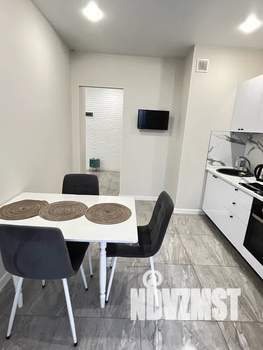 1-к квартира, посуточно, 40м2, 13/22 этаж