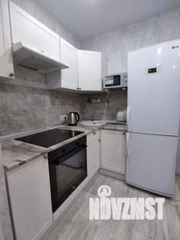 1-к квартира, посуточно, 52м2, 6/10 этаж