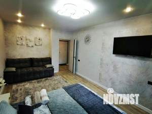 1-к квартира, посуточно, 37м2, 1/1 этаж