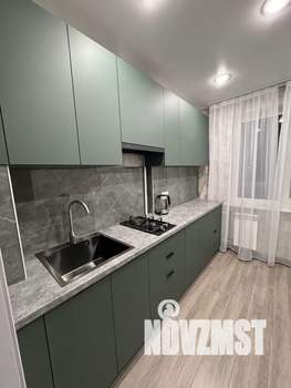 1-к квартира, посуточно, 38м2, 4/9 этаж