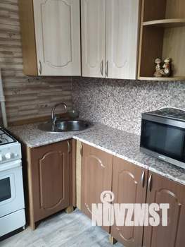 2-к квартира, посуточно, 49м2, 3/5 этаж