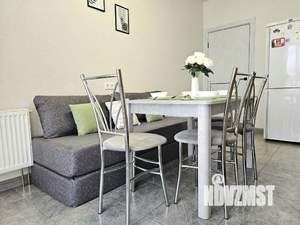 2-к квартира, посуточно, 42м2, 1/1 этаж