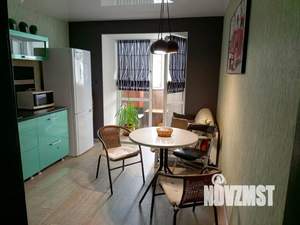 1-к квартира, посуточно, 45м2, 1/16 этаж