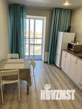 1-к квартира, посуточно, 49м2, 8/10 этаж